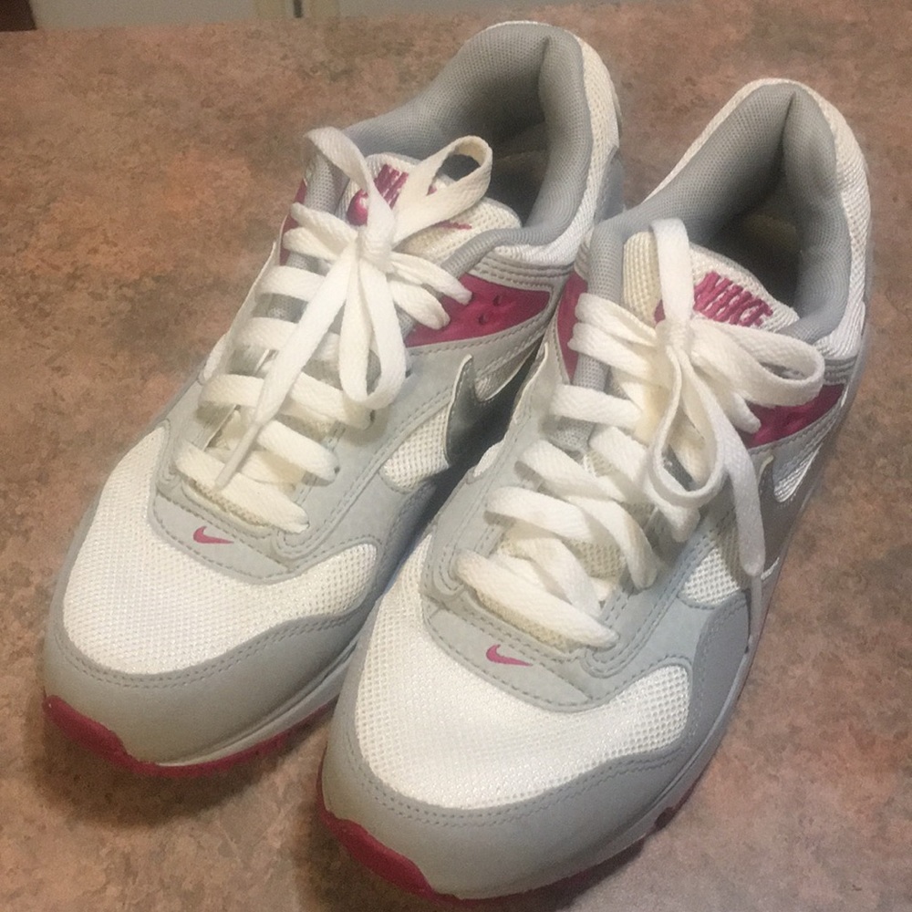 Nike Air Athletic Shoes
